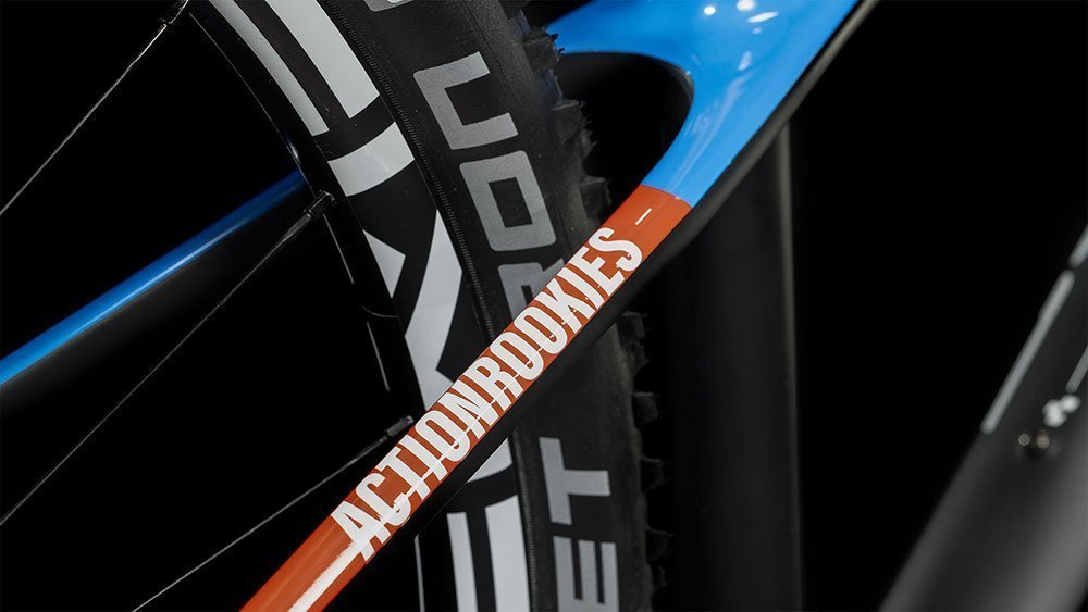 Cube Elite 240 C:62 Pro carbon´n´blue´n´red - immagine 2